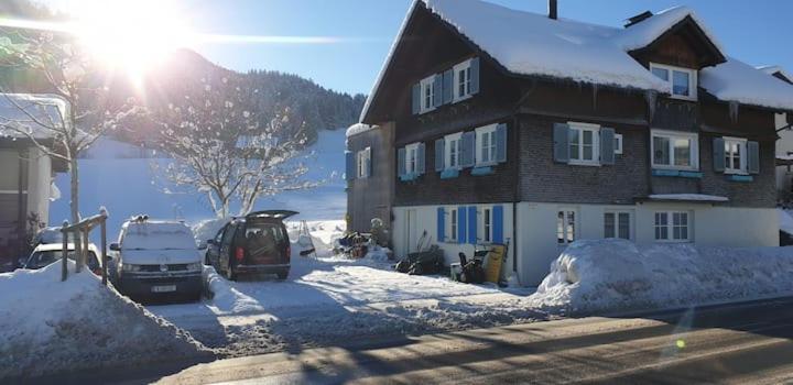 Gemuetliche Wohnung In Einfamilienhaus Alberschwende Kültér fotó